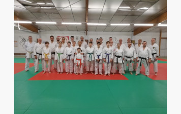 STAGE STUKADA  A  BERNAY